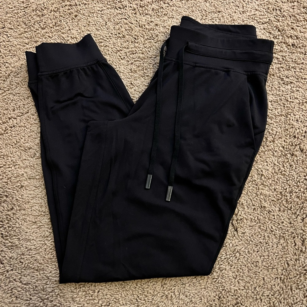 Ready to Rulu jogger size 8. Great condition. Only worn a few times.